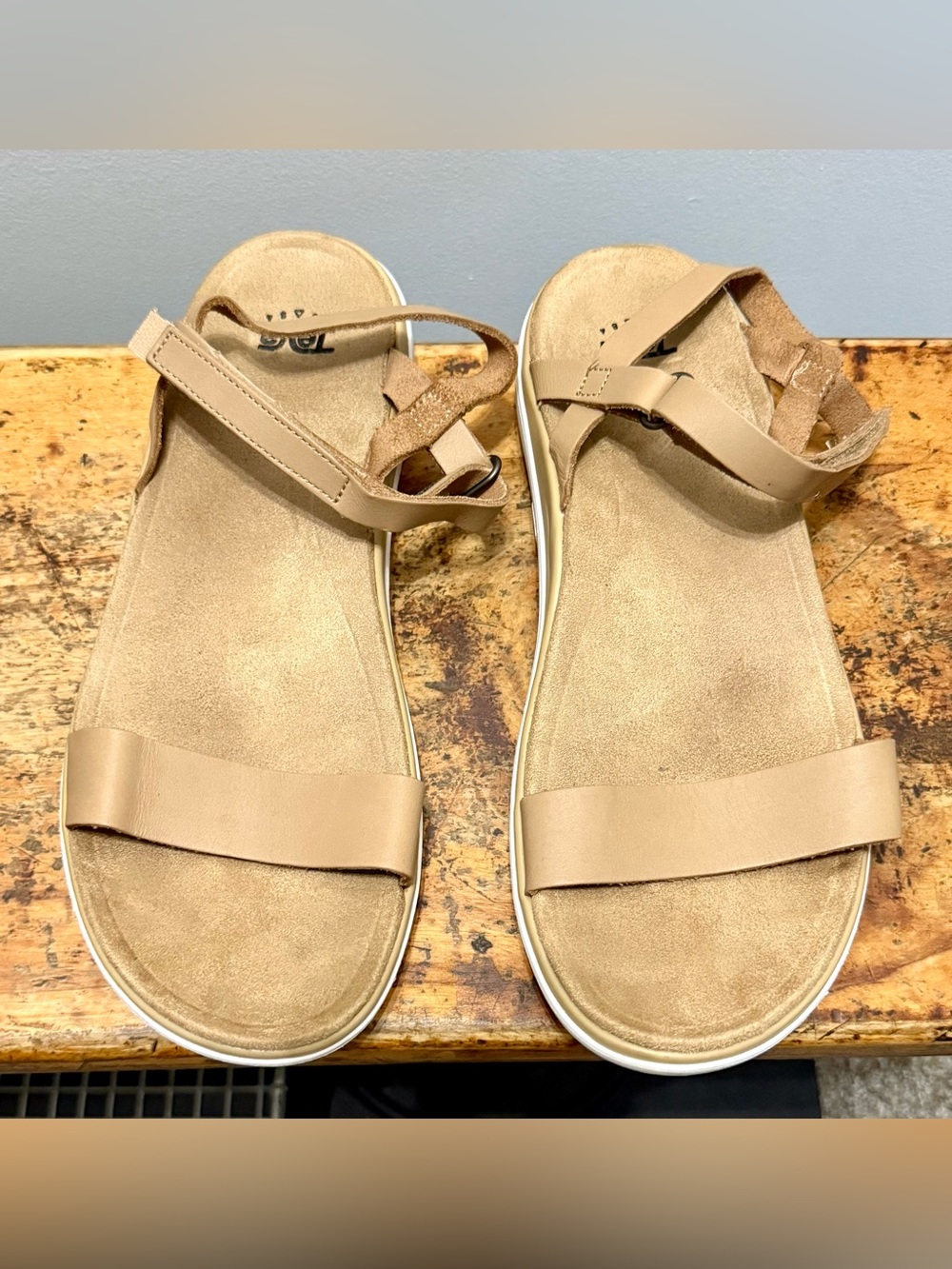 Teva Women's Beige/Tan Strappy Open-Toe Sandals
